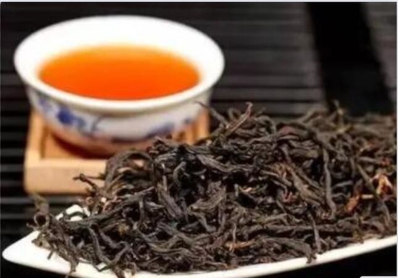 खेती की तकनीकों के मुख्य बिंदु युवा पेड़ धीरे-धीरे बढ़ते हैं; वसा के प्रतिरोध