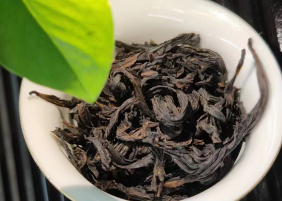 शां शियाओचोंग काली चाय 80 ग्राम डिब्बाबंद उपहार बॉक्स चाय Wuyi शां शियाओचोंग Lianyun चाय कारखाने थोक