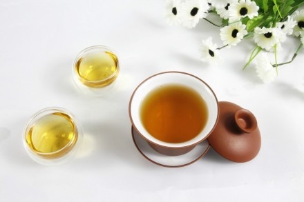 ढीली पत्ती के साथ ठंडी भंडारण के लिए गोल्डन पेनी चाय